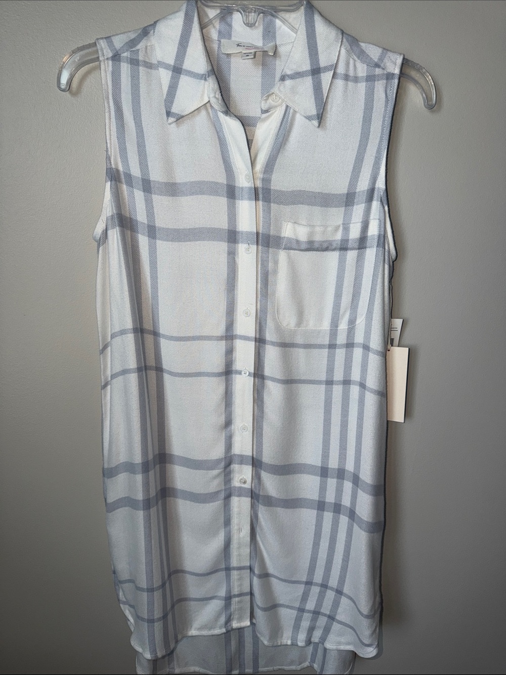 Vince Camuto Sleeveless White Blouse with Light Gray Plaid